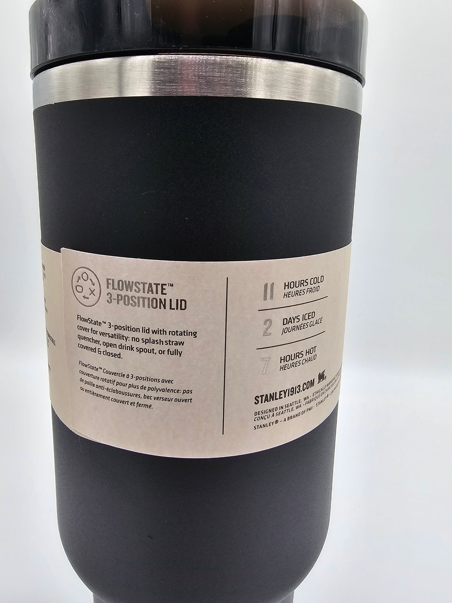 Stanley Quencher H2.0 FlowState Tumbler – 40 oz (Black)