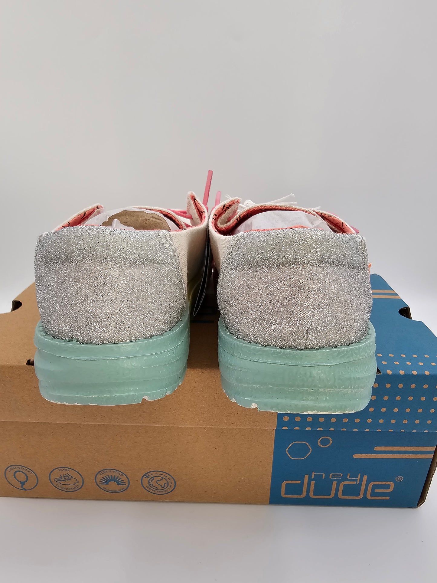 Hey Dude Wendy Youth “Doodle Freedom” – Size K12 | Cream/Pink Rainbow Sole